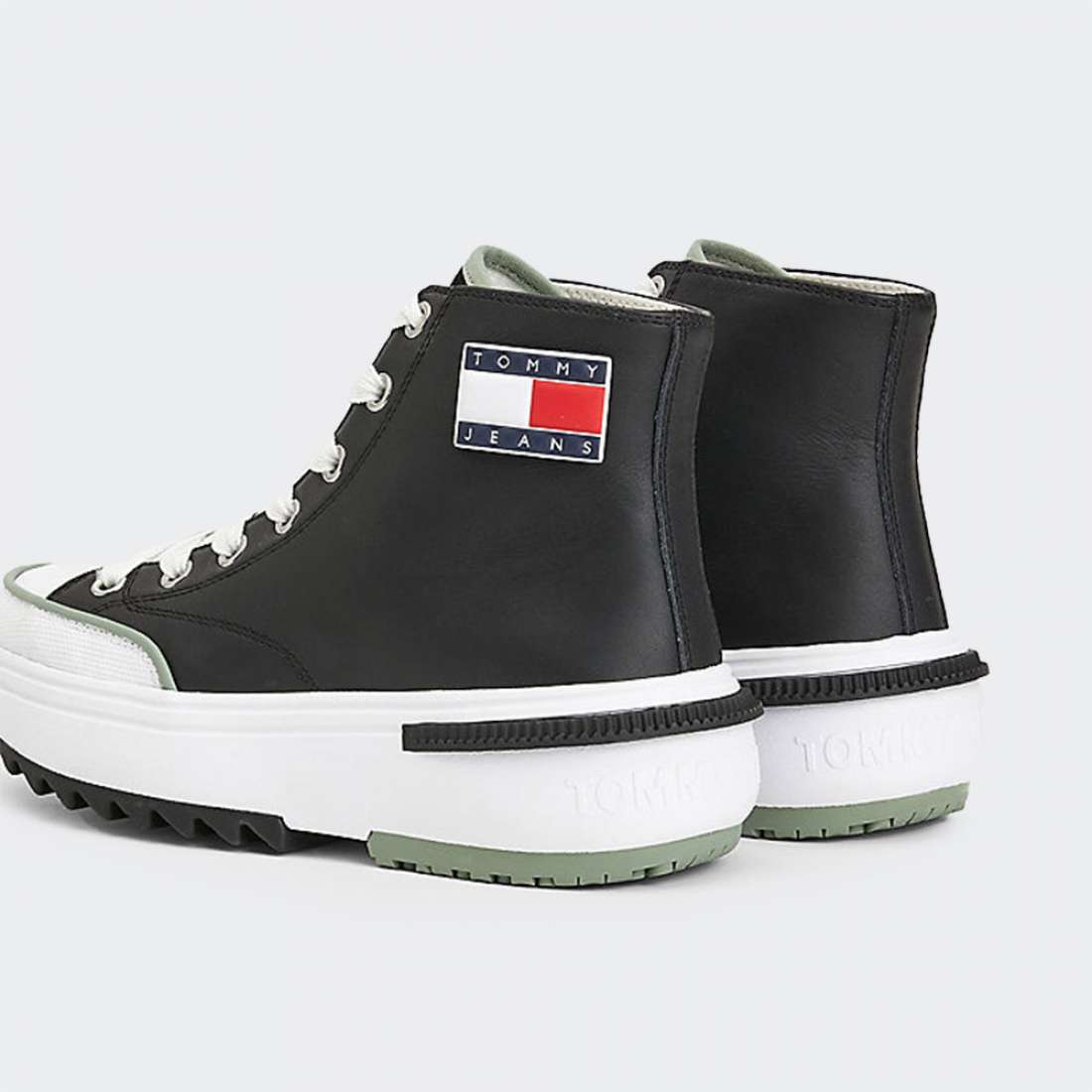 TOMMY HILFIGER CHUNKY CLEAT BLACK