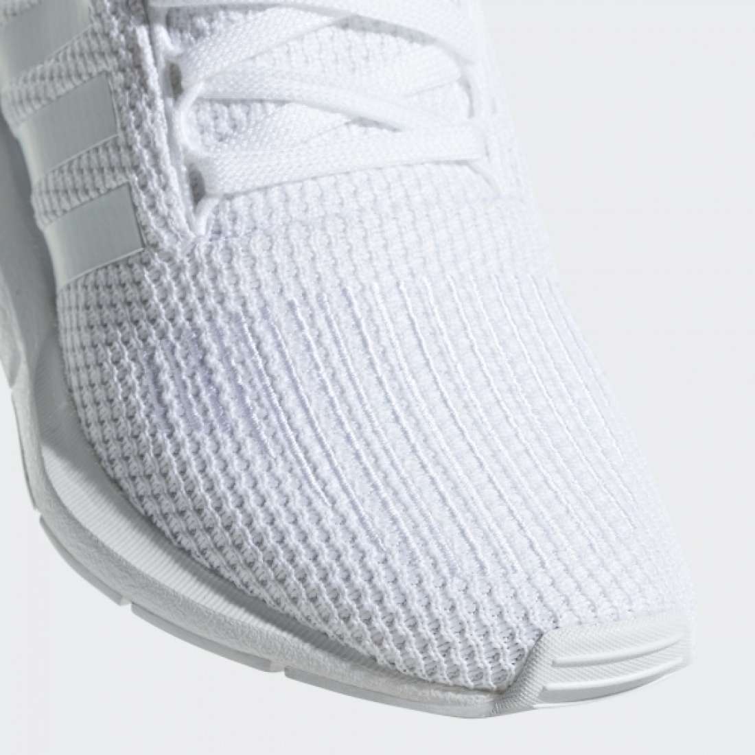 ADIDAS SWIFT RUN J WHITE