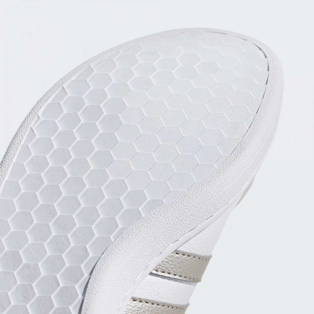 ADIDAS GRAND COURT W CLOUD WHITE / PLATIN MET. / CLOUD WHITE