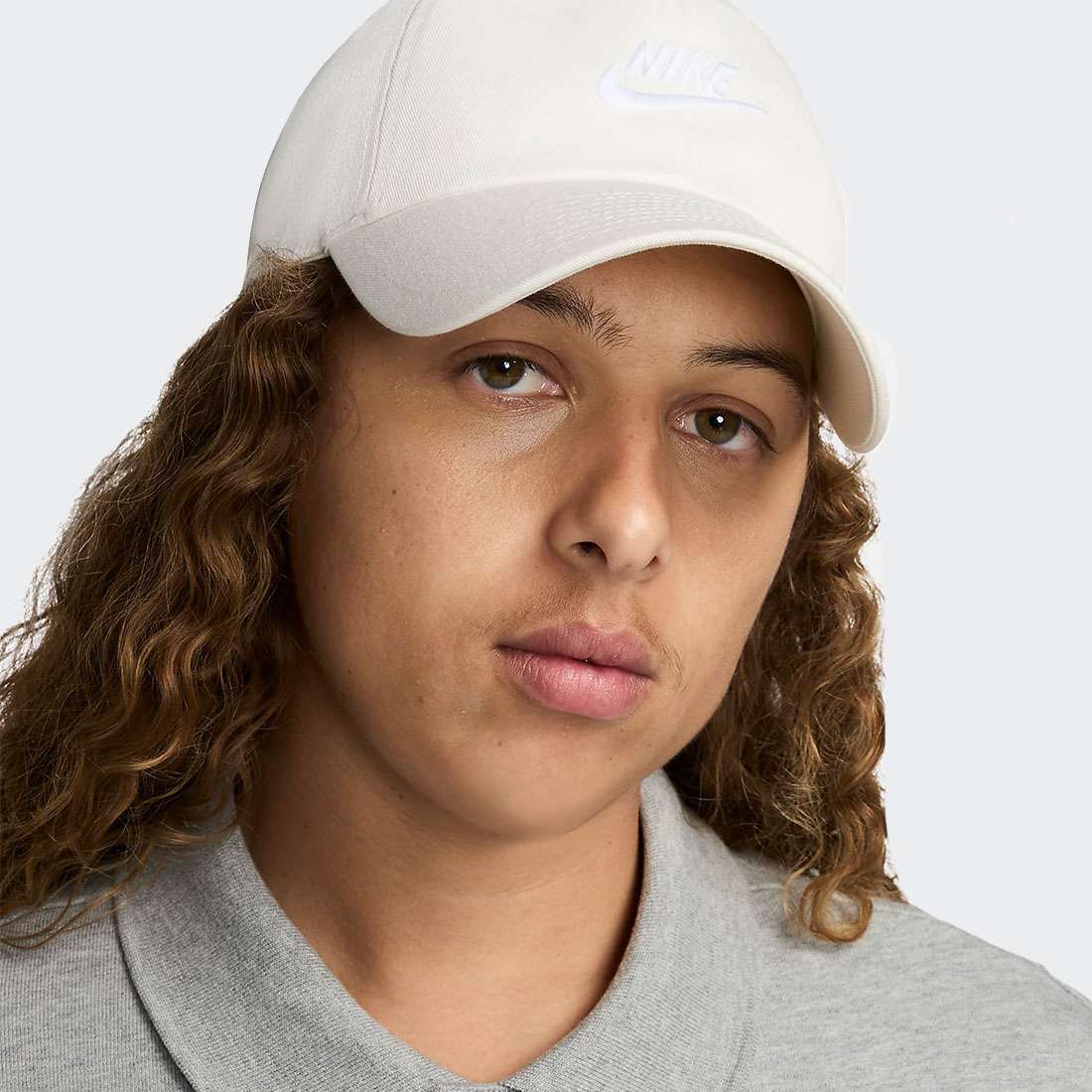 FB5368-133_BEIGEWHITE