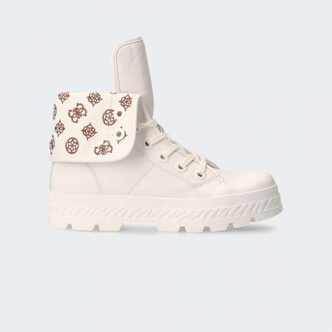 BOTAS GUESS HORLO LOGO CREAM