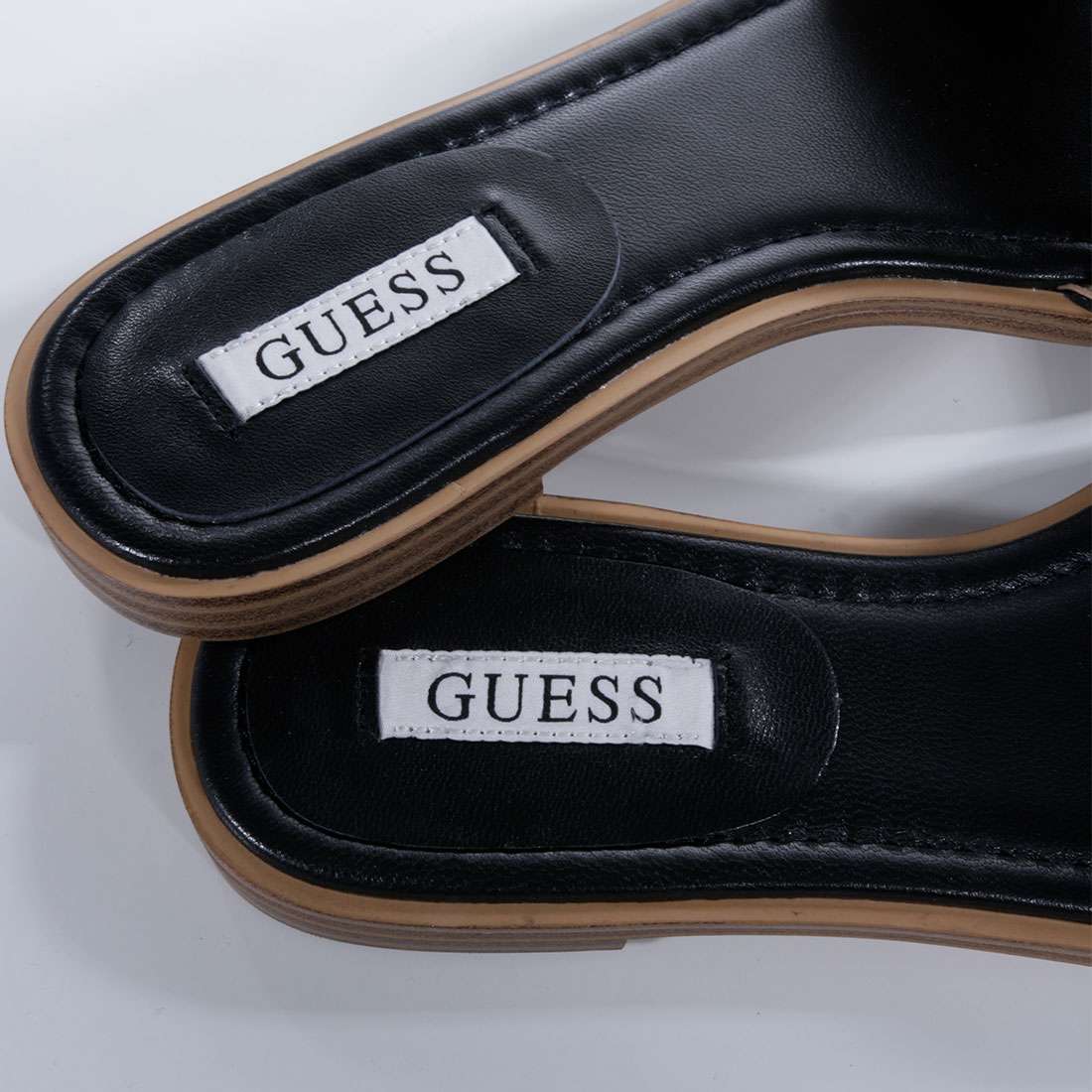 SANDÁLIAS GUESS BOTALIA BLACK