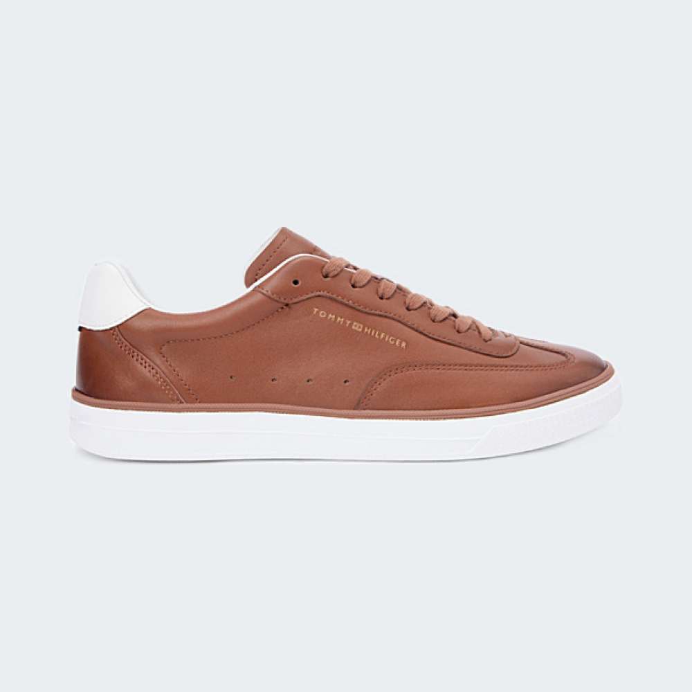 FM0FM05870-GU9_WINTERCOGNAC