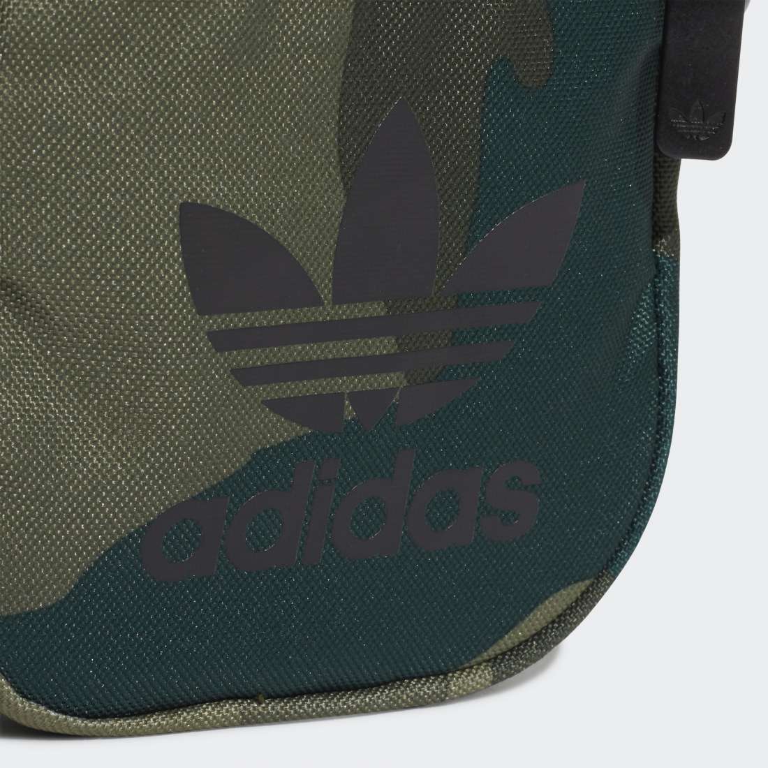 BOLSA ADIDAS CAMOUFLAGE FESTIVAL