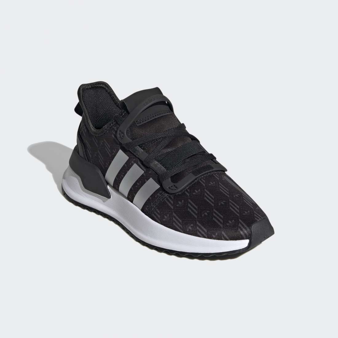 ADIDAS U_PATH RUN J CBLACK/MSILVE/FTWWHT