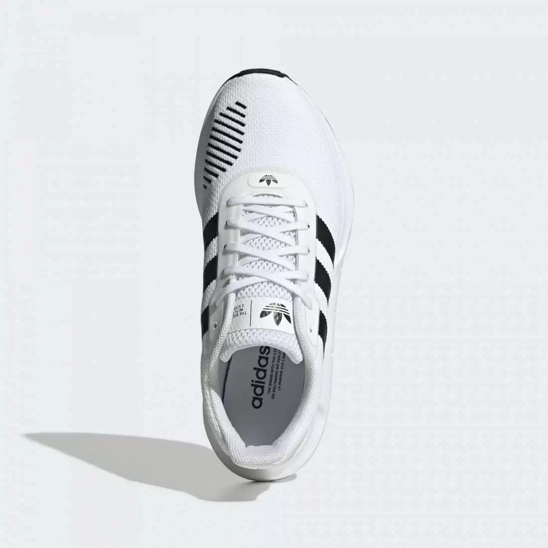 ADIDAS SWIFT RUN FTWWHT/CBLACK/FTWWHT