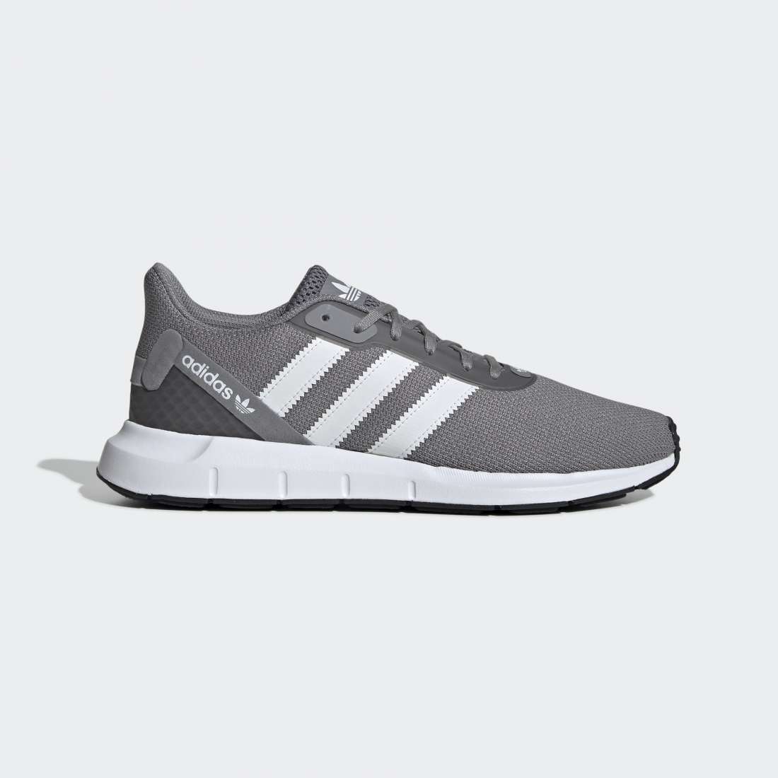 ADIDAS SWIFT RUN RF GREYTHREE/CLDWHT/CORBLK