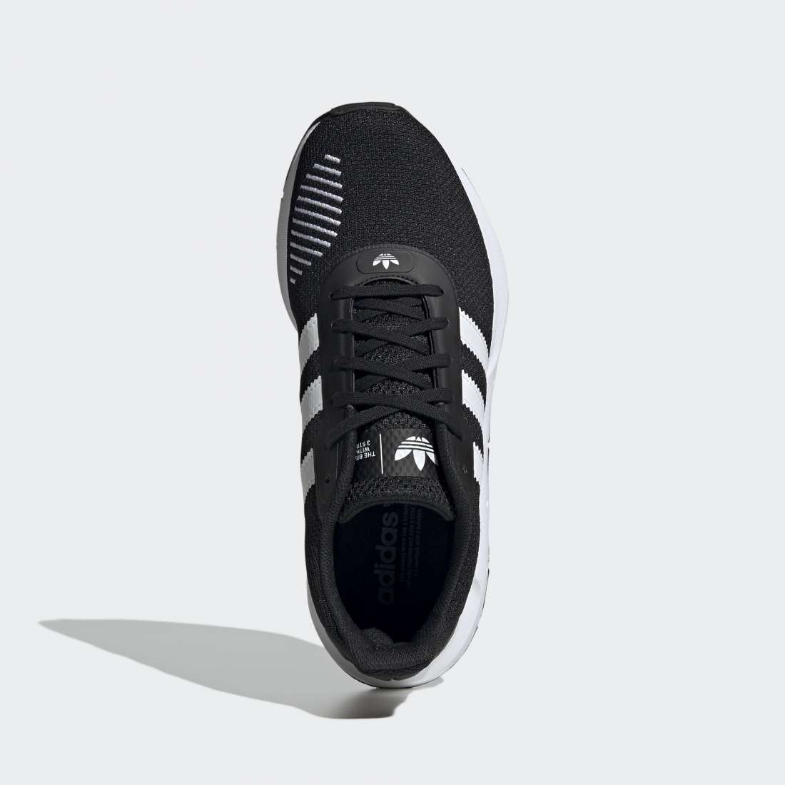 ADIDAS SWIFT RUN RF COREBLK/CLDWHT/COREBLK