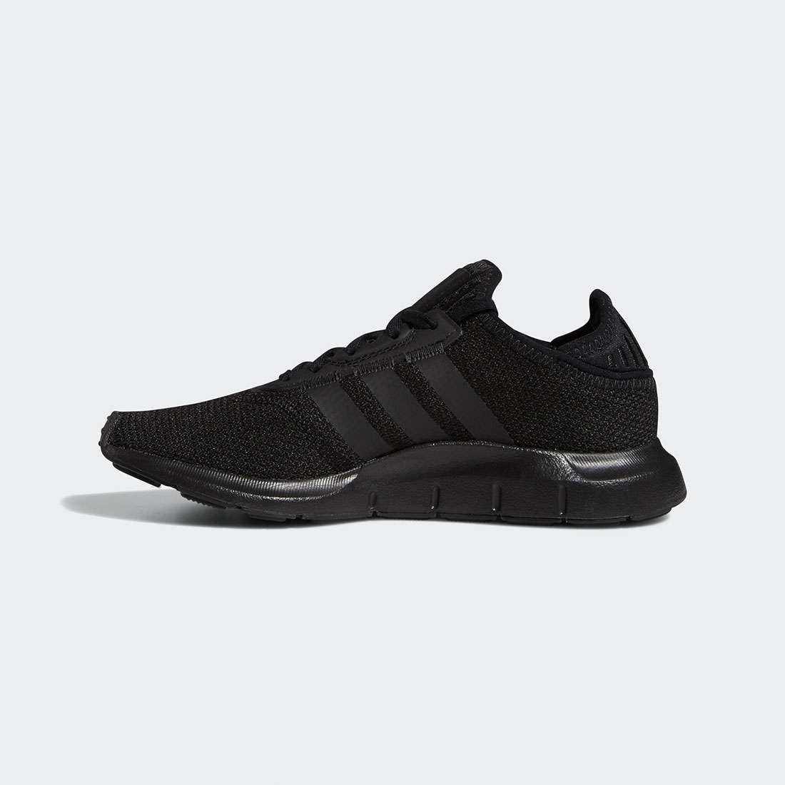 ADIDAS SWIFT RUN X J BLACK/BLACK/BLACK