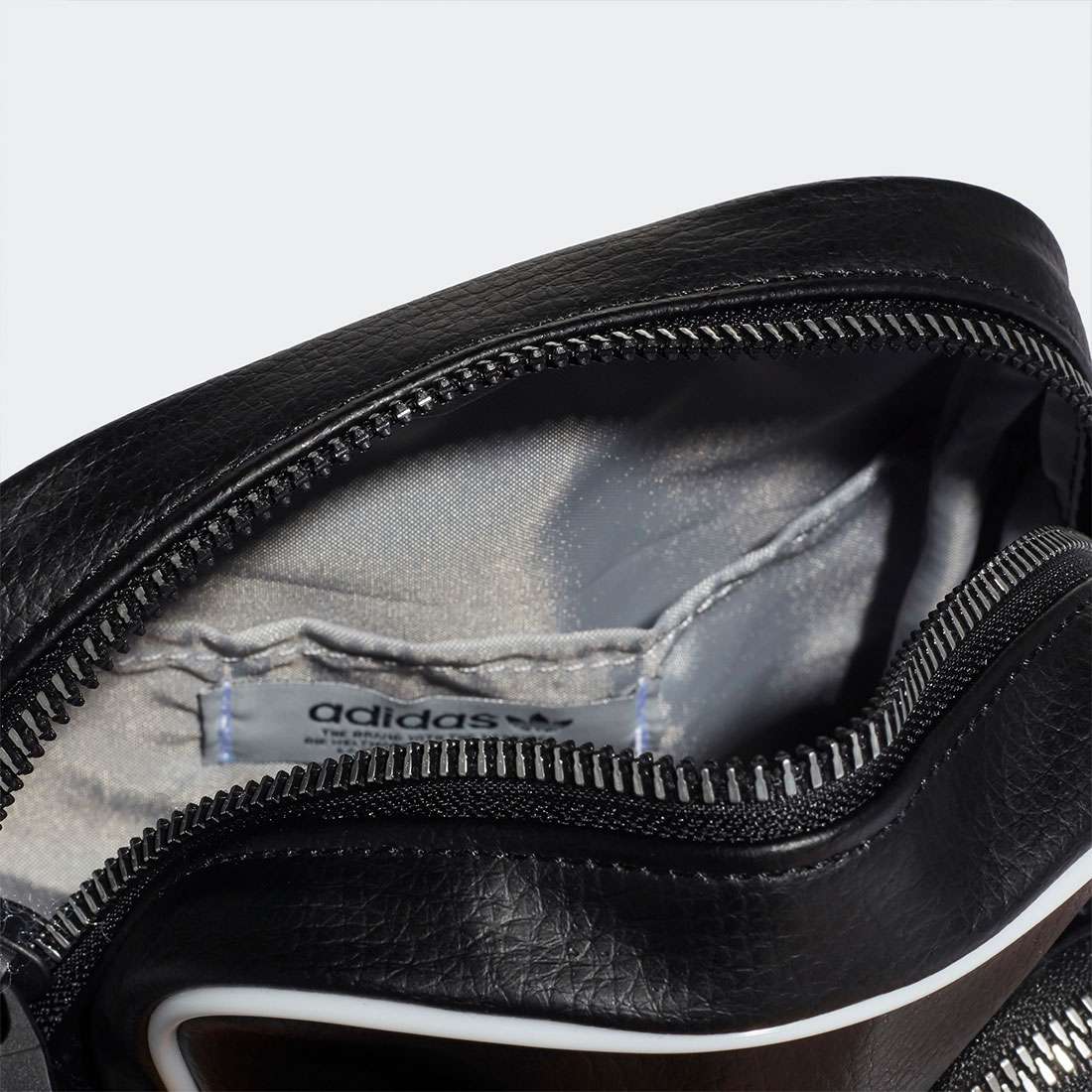 BOLSA ADIDAS VINTAGE BLACK