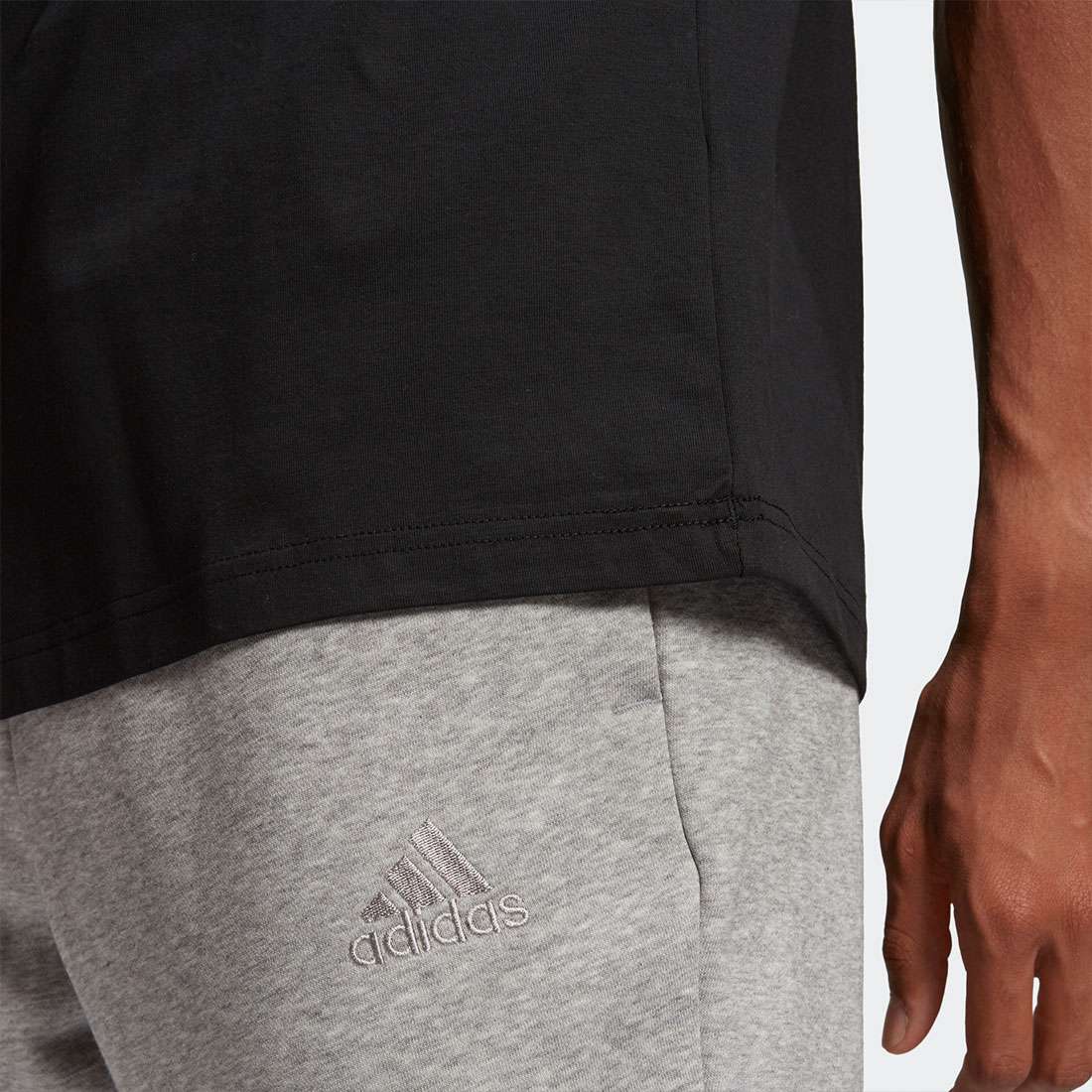 TSHIRT ADIDAS ESSENTIALS BLACK/WHITE