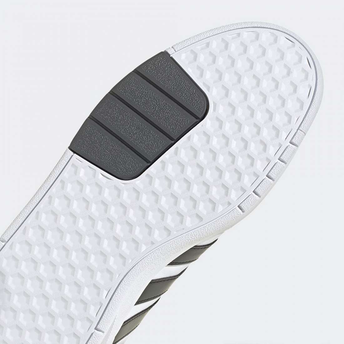 ADIDAS COURTBEAT FTWWHT/BLACK/GREFIV