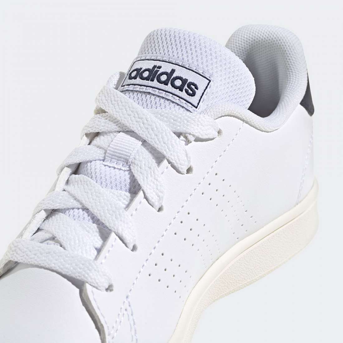 ADIDAS ADVANTAGE FTWWHT/LEGINK/CLOWHI