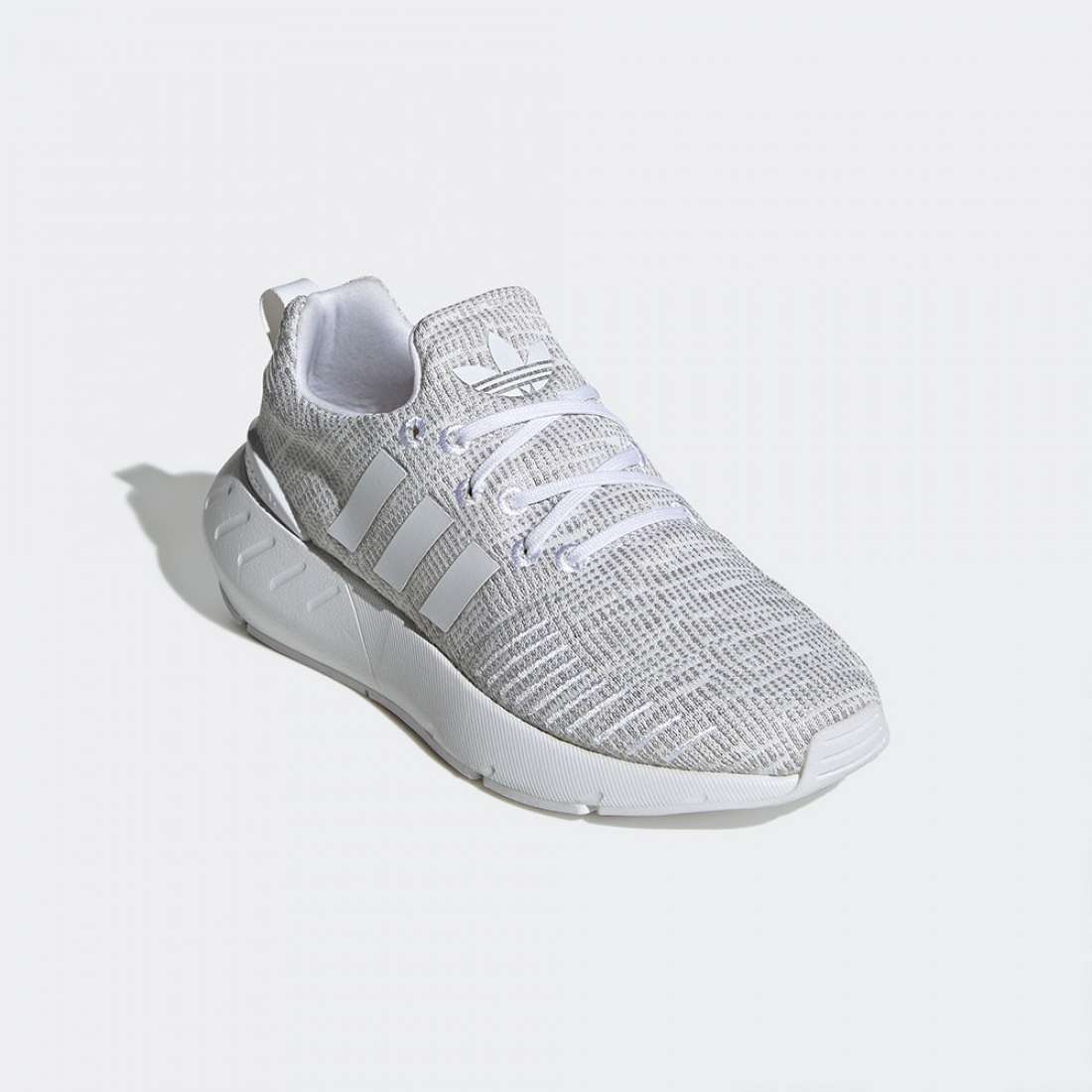 ADIDAS SWIFT RUN 22 J FTWBLA/GRIDOS/NEGBAS