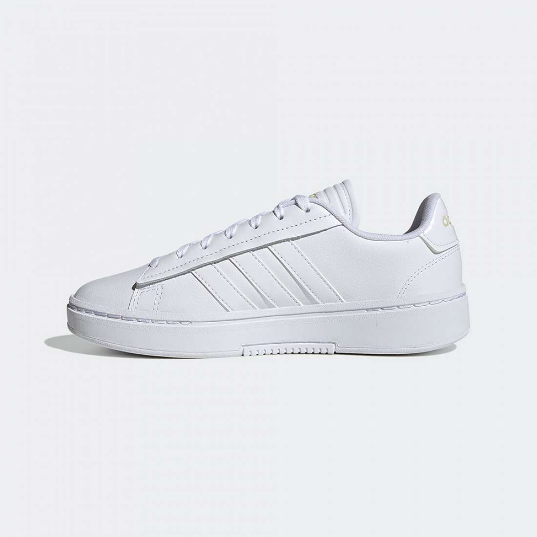 ADIDAS GRAND COURT ALPHA FTWBLA/FTWBLA/DORMET