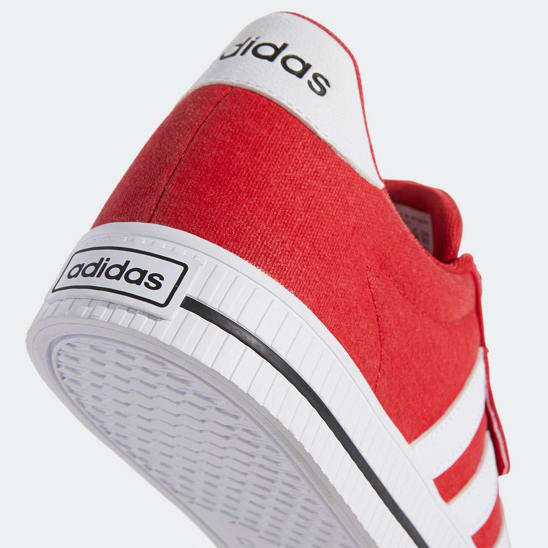 ADIDAS DAILY 3.0 ESCARL/FTWBLA/NEGBAS