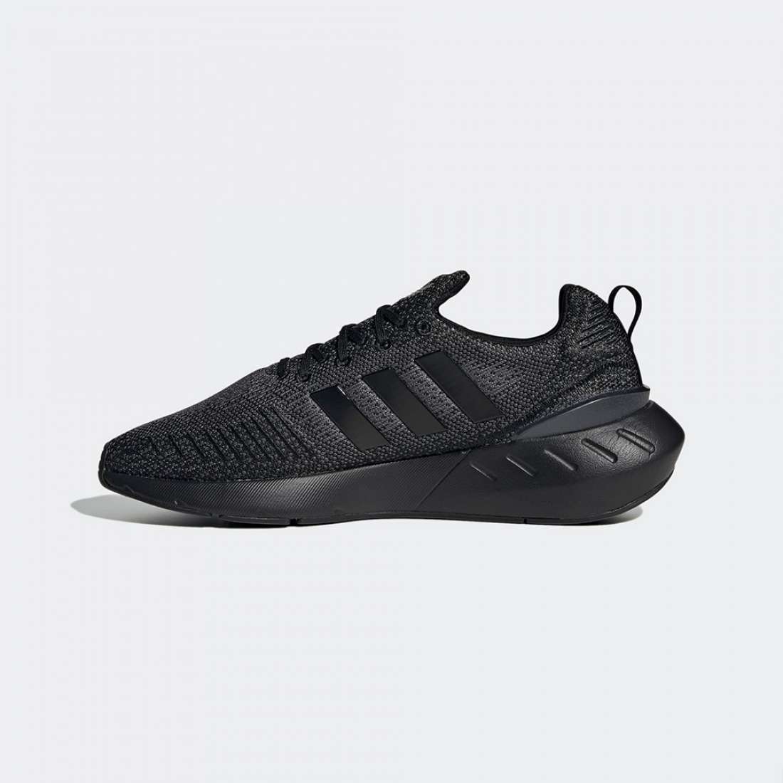 ADIDAS SWIFT RUN 22 BLACK/BLACK/GREFIV