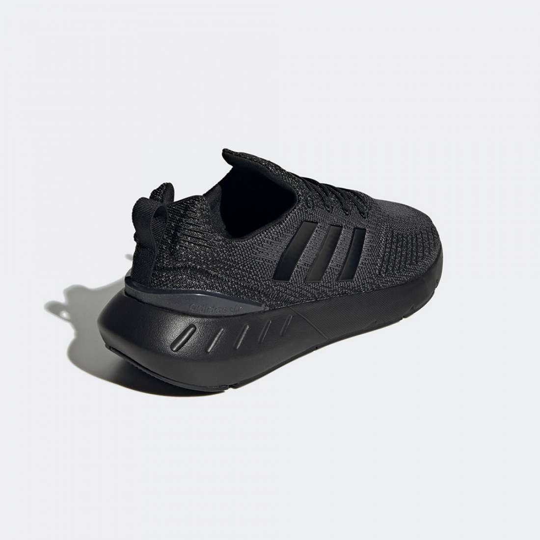 ADIDAS SWIFT RUN 22 BLACK/BLACK/GREFIV