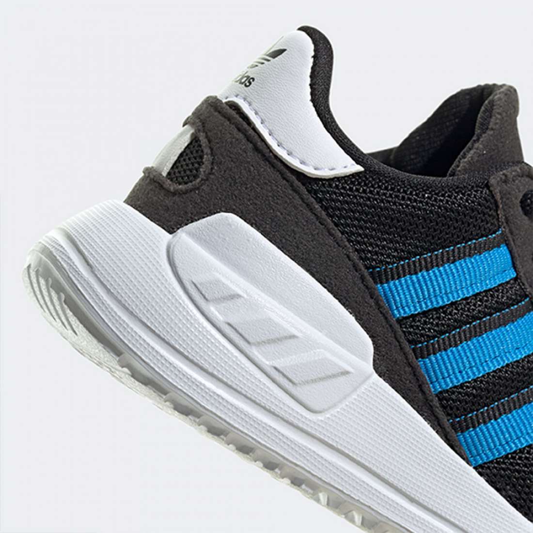 ADIDAS LA TRAINER LITE EL BLACK/BLURUS/FTWWHT