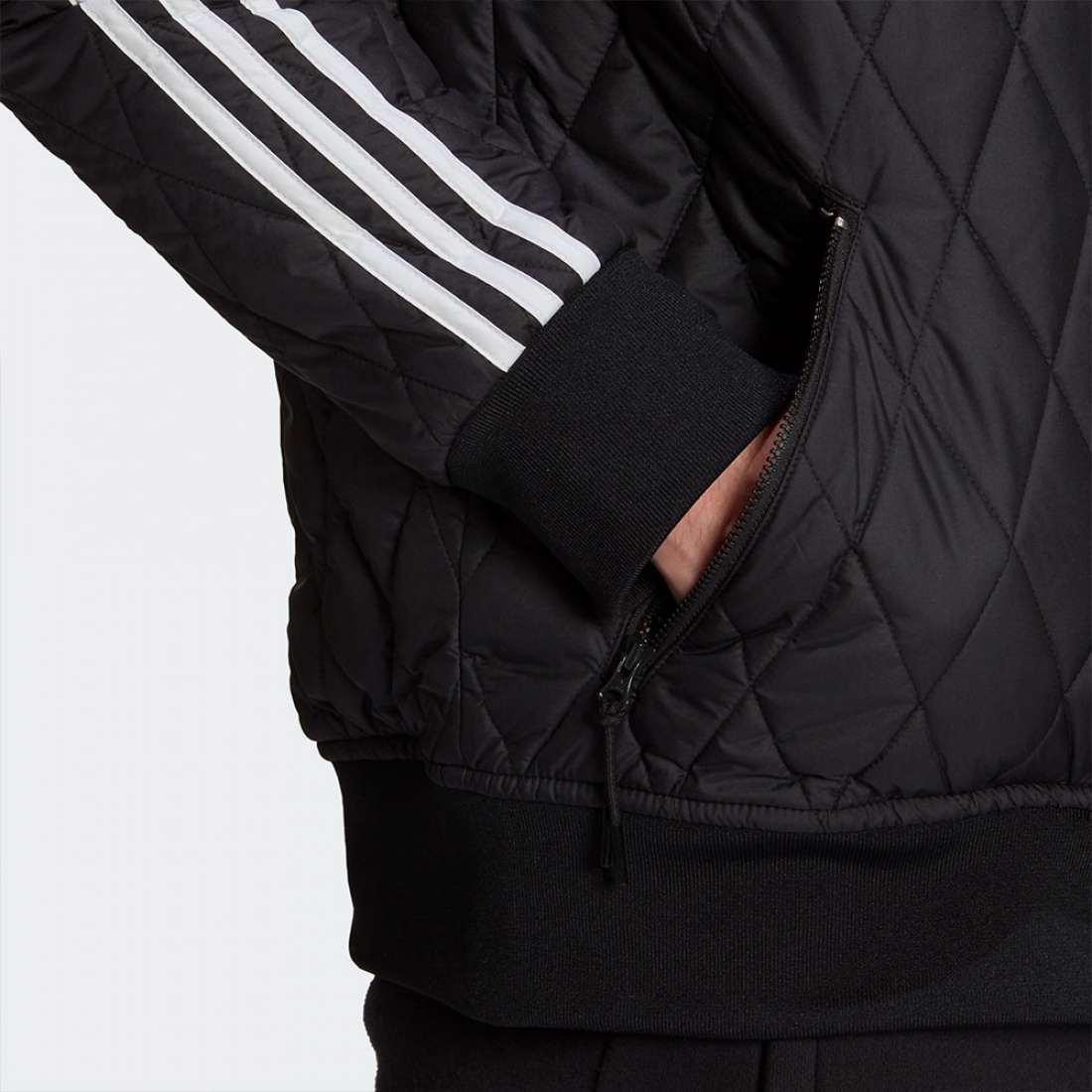 BLUSÃO ADIDAS QUILTED BLACK