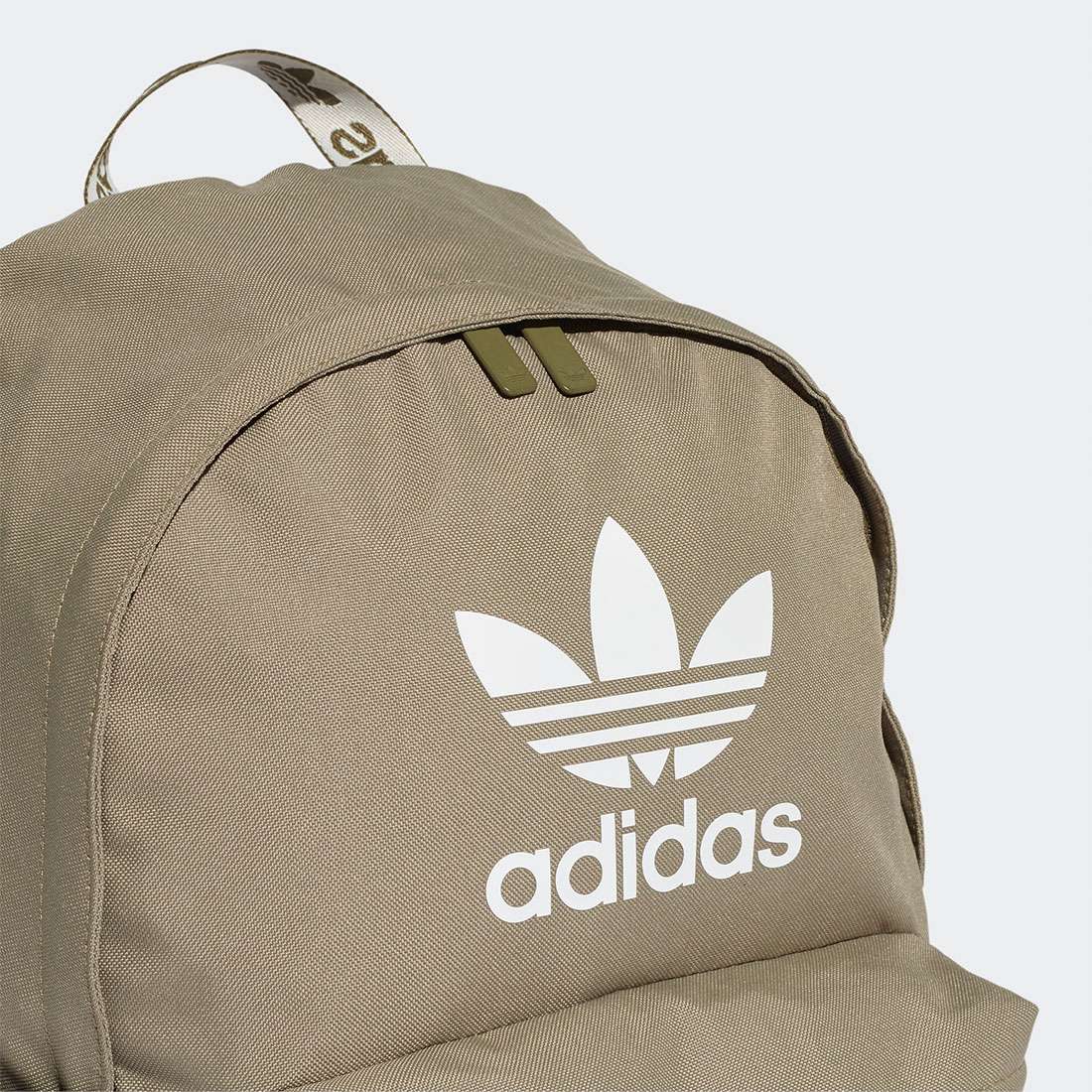 MOCHILA ADIDAS ADICOLOR ORBIT GREEN/FOCUS OLIVE