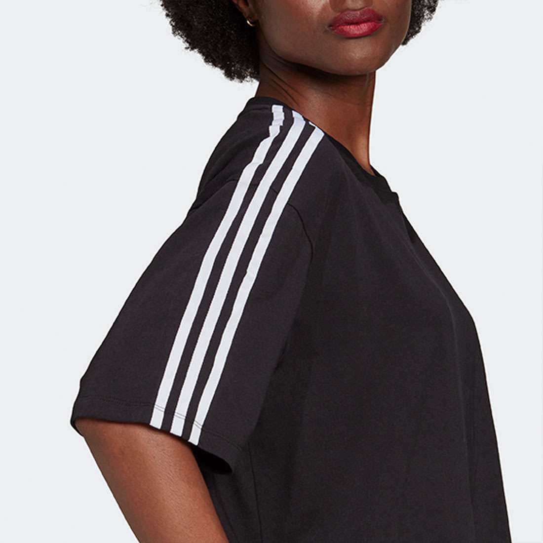 TSHIRT ADIDAS OVERSIZE ADICOLOR CLASSICS BLACK