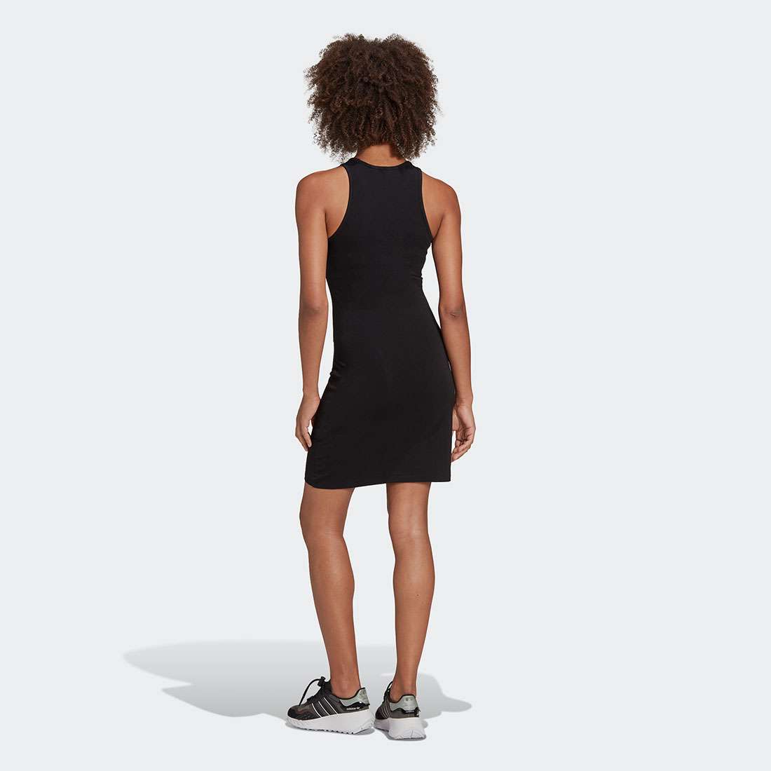 VESTIDO ADIDAS ADICOLOR ESSENTIALS BLACK