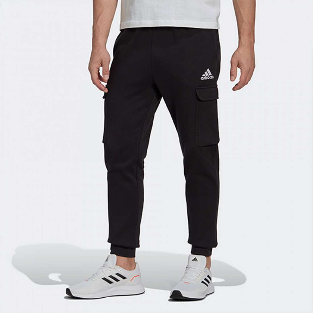 CALÇAS ADIDAS FLEECE ESSENTIALS BLACK/WHITE