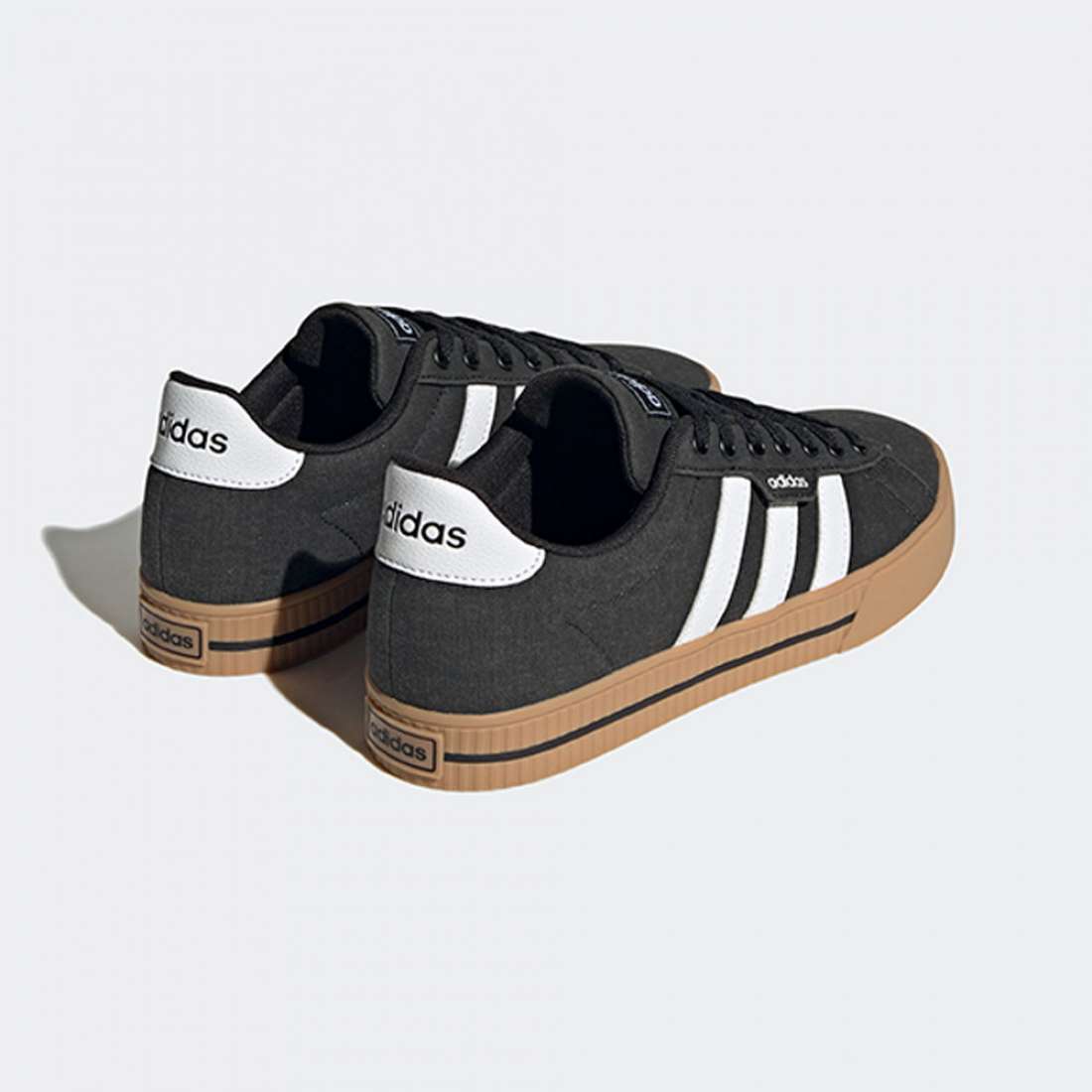 ADIDAS DAILY 3.0 CBLACK/FTWWHT/GUM3