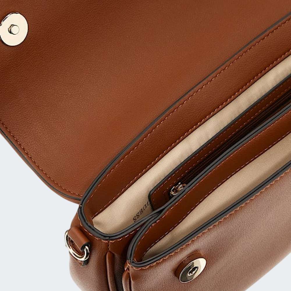 MALA GUESS DEA FLAP SHOULDER