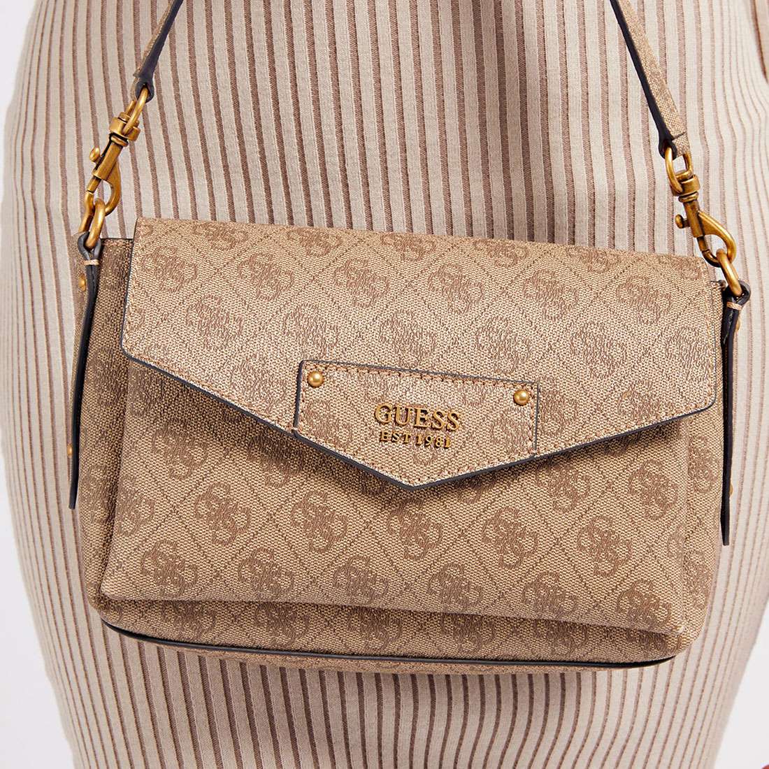 MALA GUESS ECO BRENTON SHOULDER LATTE LOGO