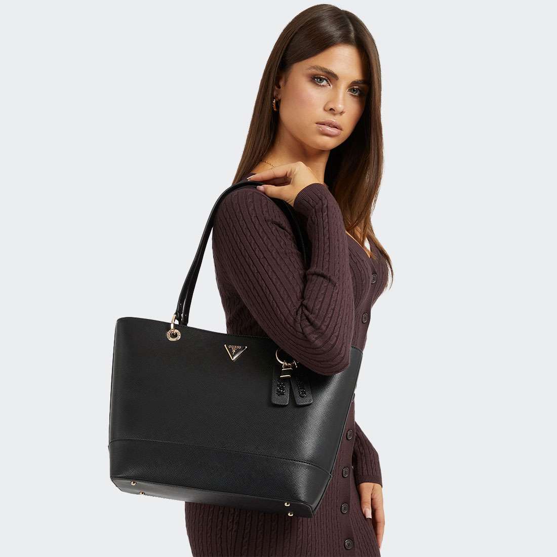 MALA GUESS ALEXIE SHOPPER SAFFIANO BLACK