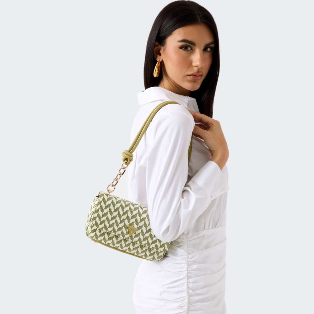 MALA GUESS TESSI FLAP SHOULDER