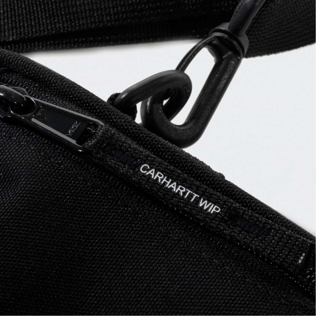 BOLSA CARHARTT WIP ESSENTIALS SMALL