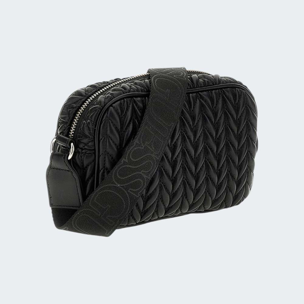 MALA GUESS QUILTED CAMERA