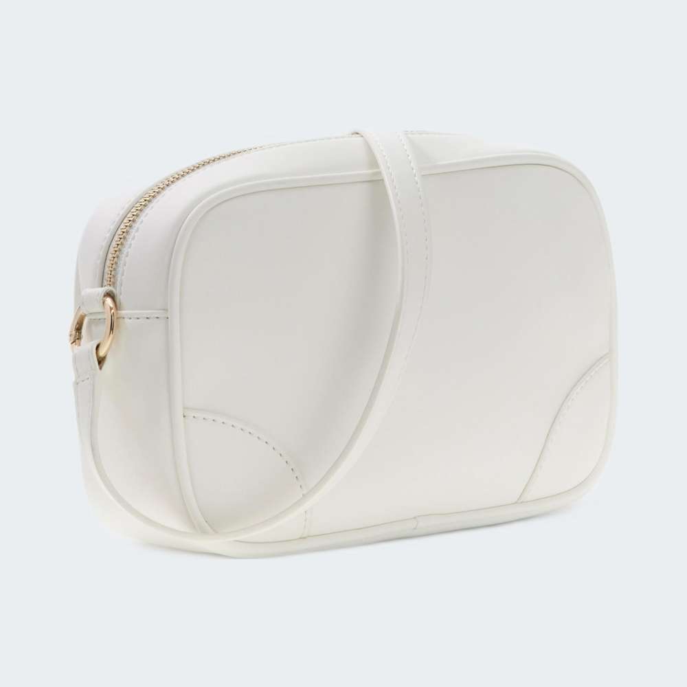 MALA GUESS CAMERA
