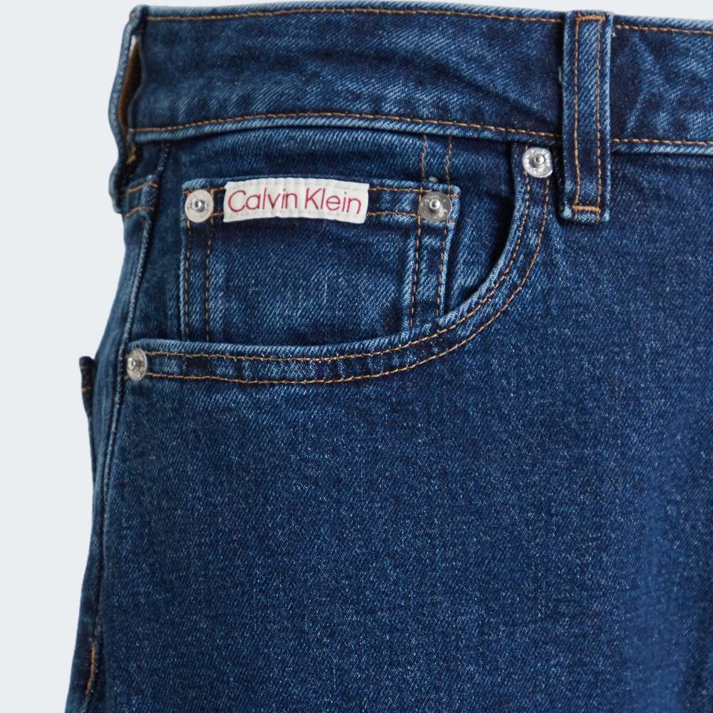 CALÇAS CALVIN KLEIN MOM JEAN PACIFICO