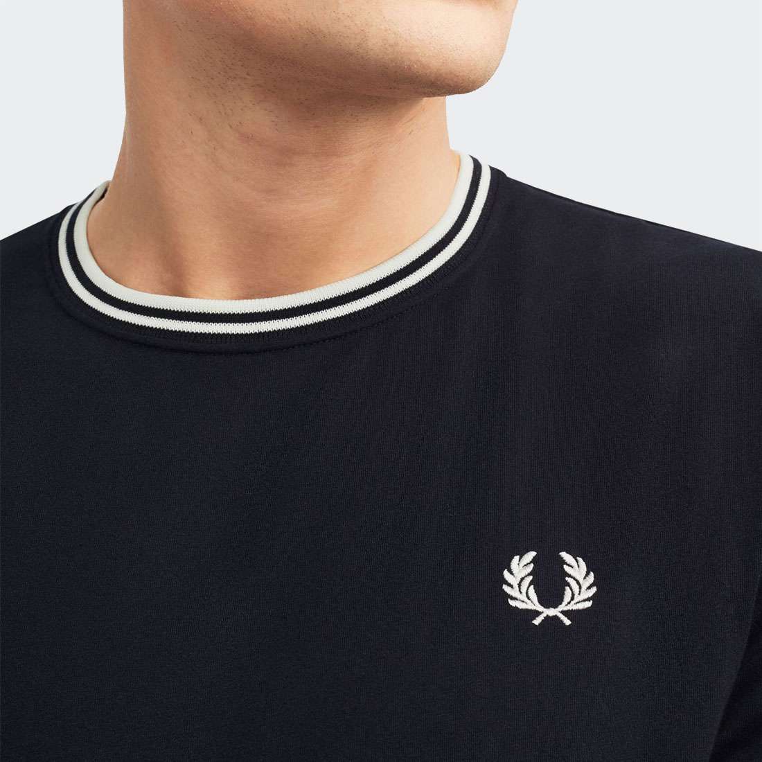 TSHIRT FRED PERRY COM BORDA DUPLA NAVY