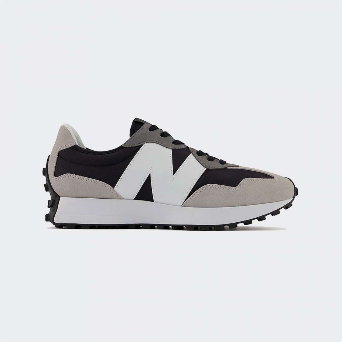 NEW BALANCE 327 BLACK/WHITE