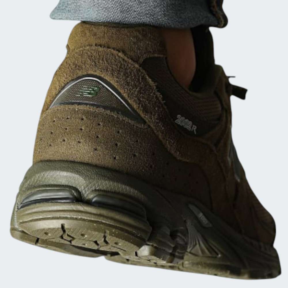NEW BALANCE 2002