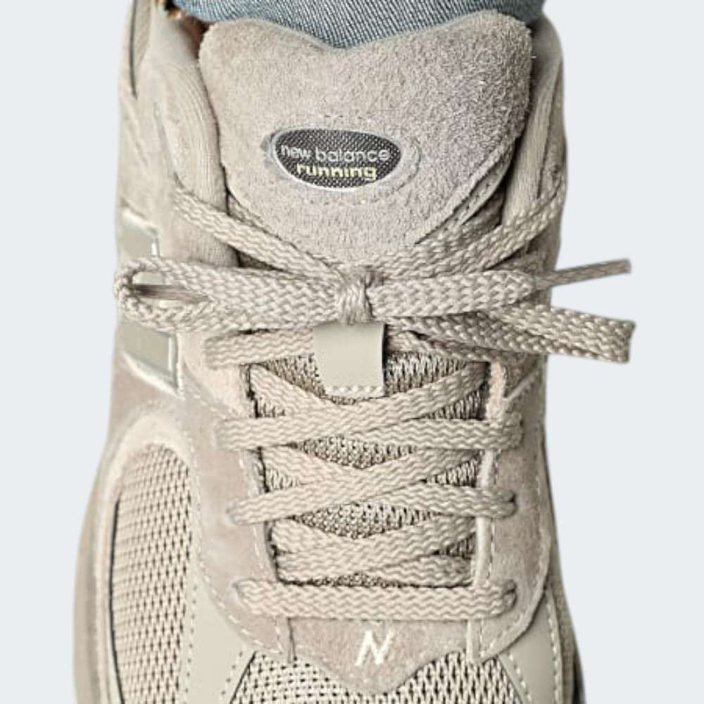NEW BALANCE 2002