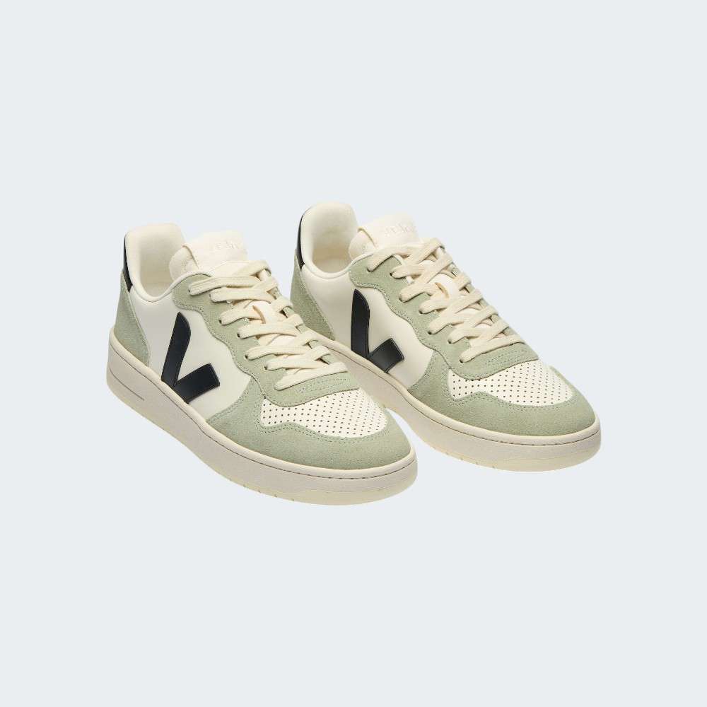 VEJA V-10 LEATHER BLACK/CLAY