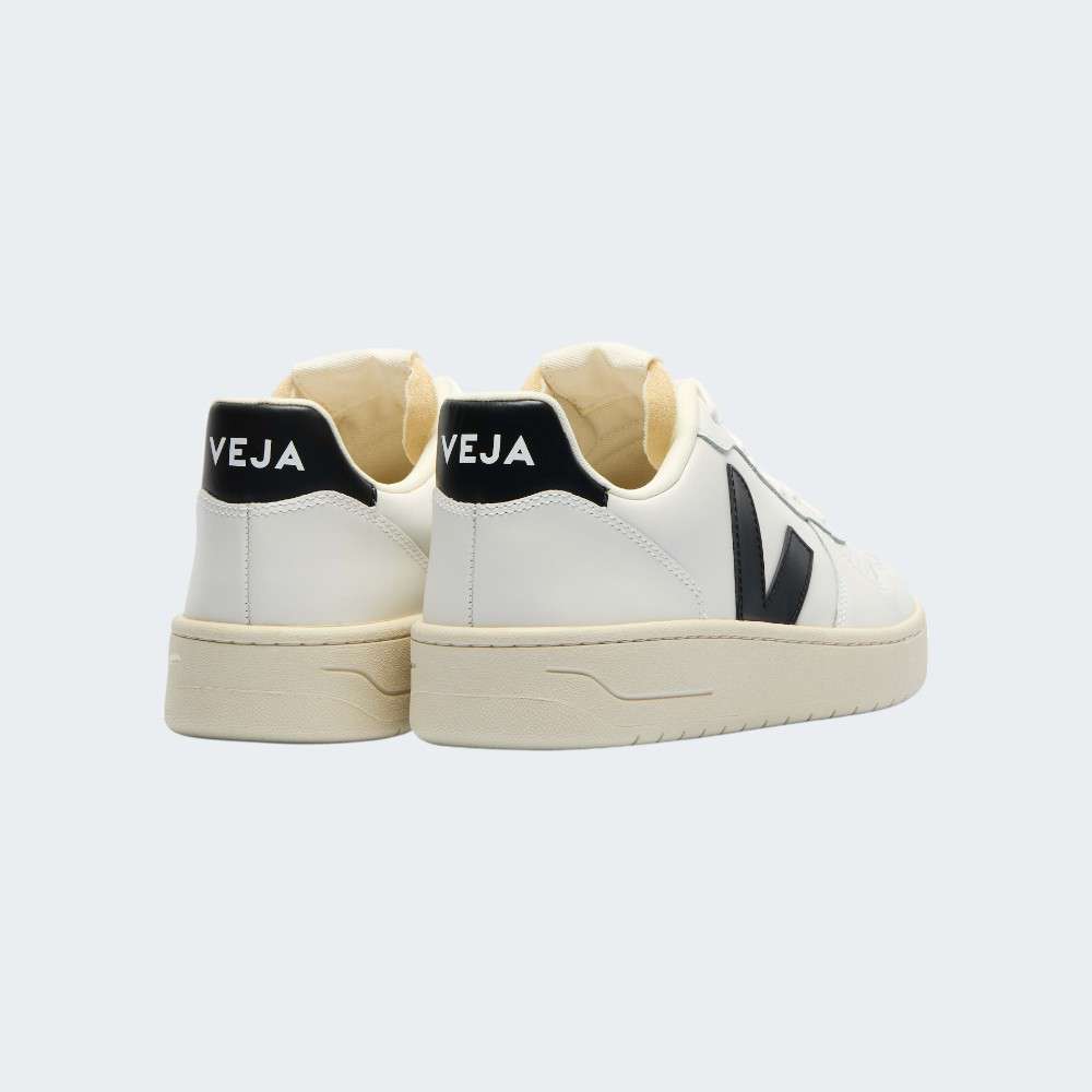 VEJA V-10 LEATHER WHITE/BLACK