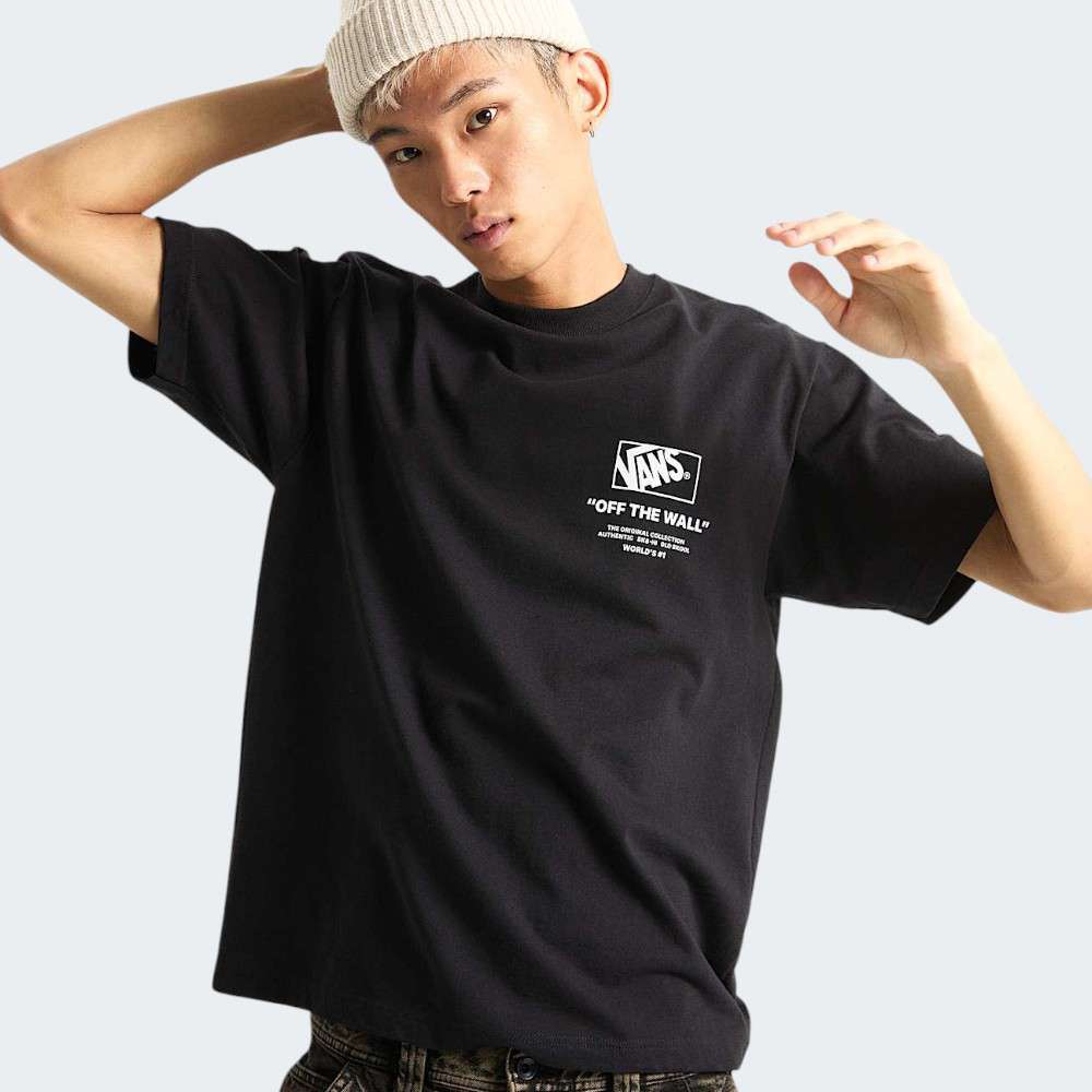 TSHIRT VANS STACKED