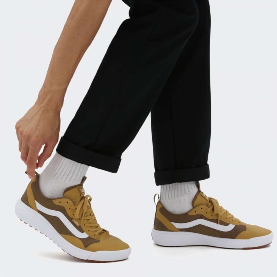 VANS ULTRARANGE EXO MUSTARD GOLD/TRUE WHITE