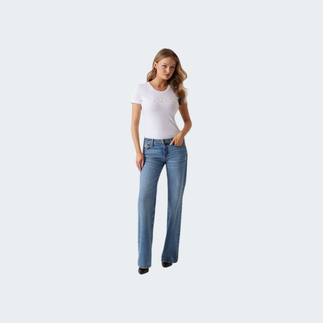 T-SHIRT GUESS CN SS LOGO SEGQUINS G011