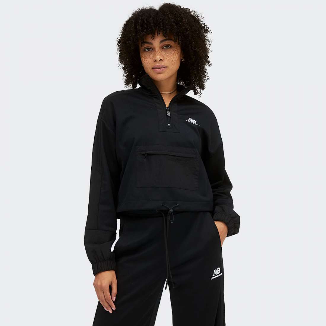 SWEATSHIRT NEW BALANCE ATHLETICS AMPLIFIED BK