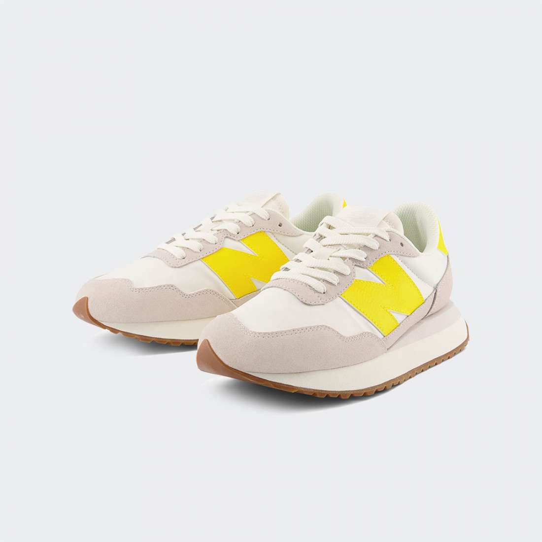 NEW BALANCE 237 W SEA SALT/EGG YOLK