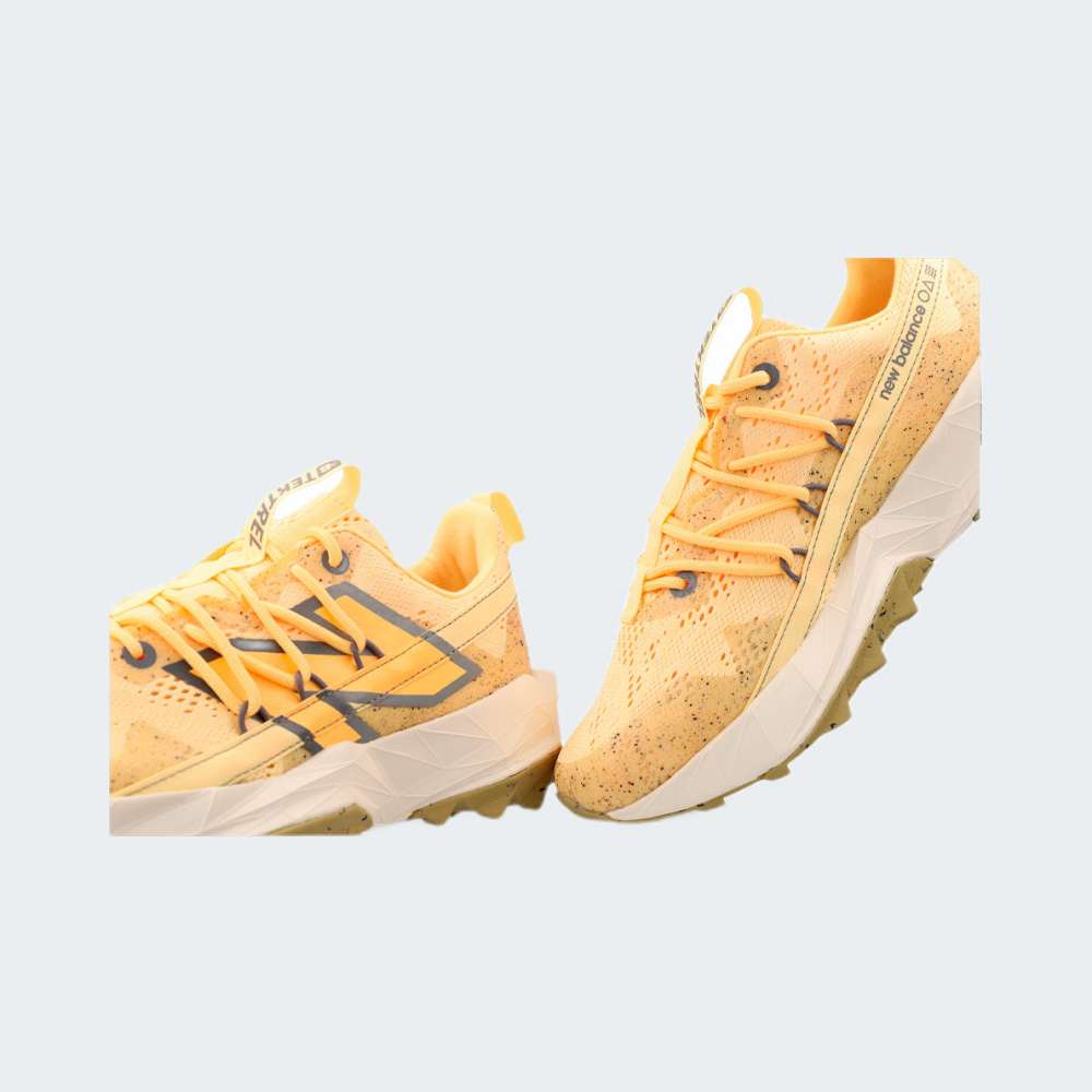 124S26 TENIS NEW BALANCE TEKTREL                            