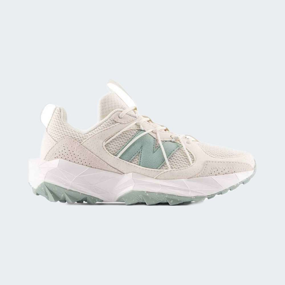 124S26 TENIS NEW BALANCE TEKTREL                            